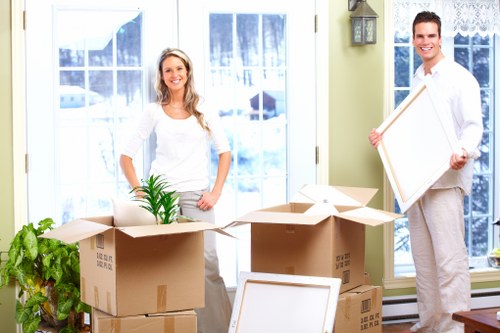 Recycling-aware moving and collection support